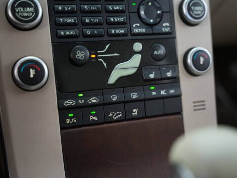 2011 Volvo XC70 3.2