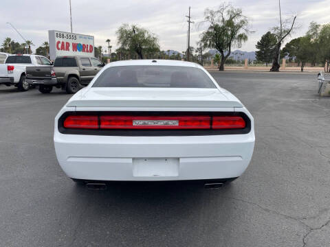 2013 Dodge Challenger SXT