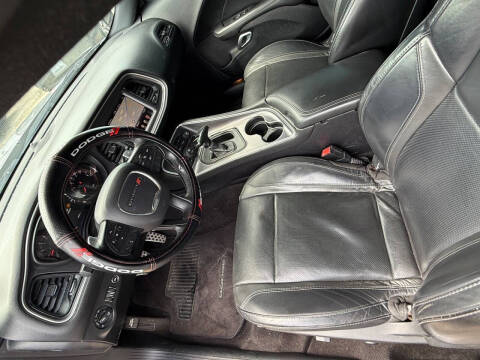 2016 Dodge Challenger R/T Plus
