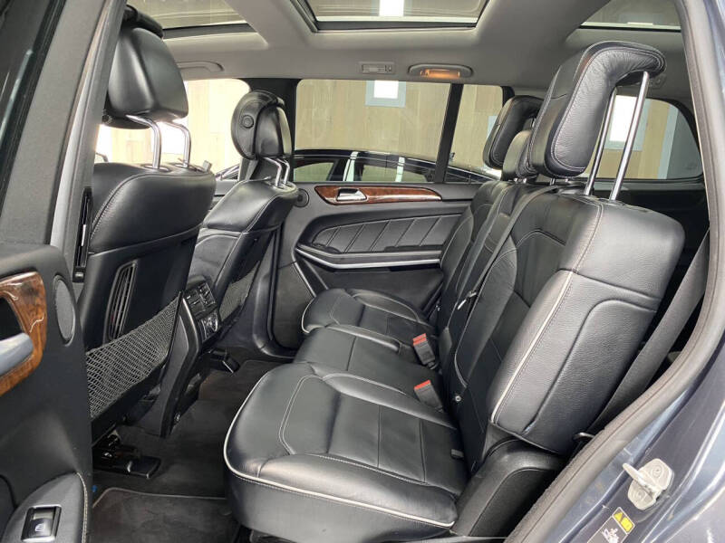 2013 Mercedes-Benz GL-Class GL 550 4MATIC