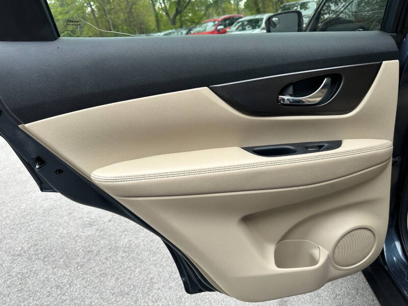 2014 Nissan Rogue S