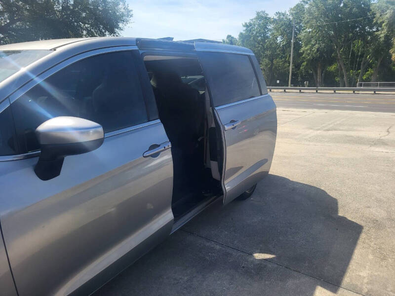 2017 Chrysler Pacifica Touring