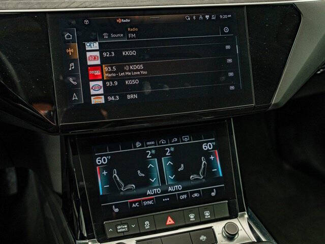 2021 Audi e-tron quattro Premium
