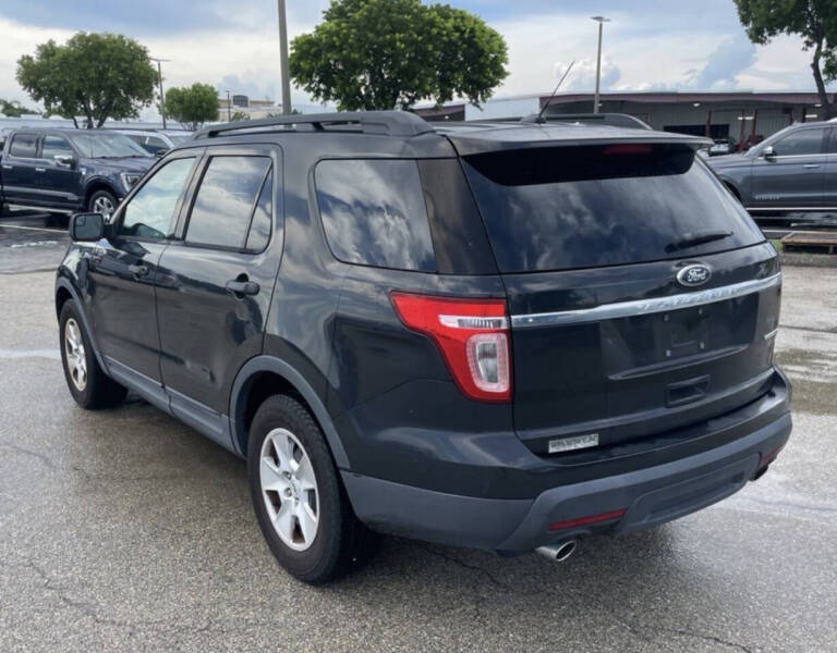 2014 Ford Explorer