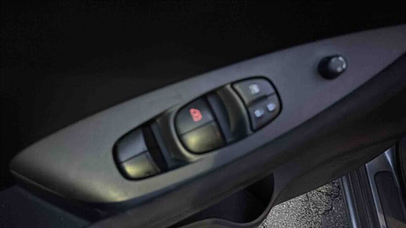 2016 Nissan LEAF S-24