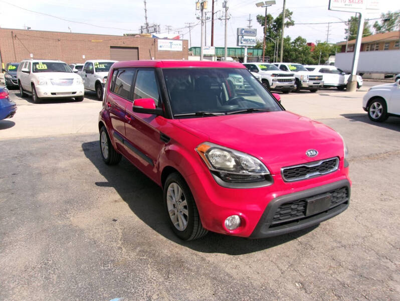 2012 Kia Soul +
