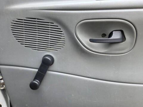 2005 Ford E-Series E-350 SD