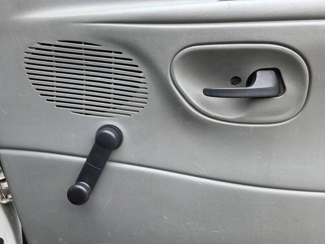 2005 Ford E-Series E-350 SD