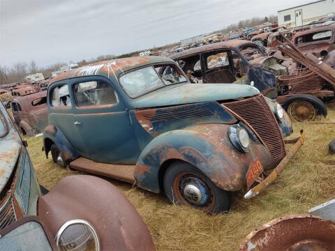 1937 Ford Tudor Slantback