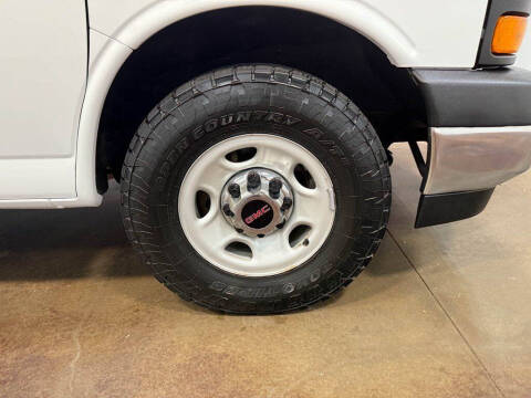 2017 GMC Savana 2500