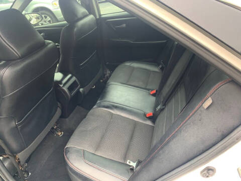 2017 Toyota Camry LE