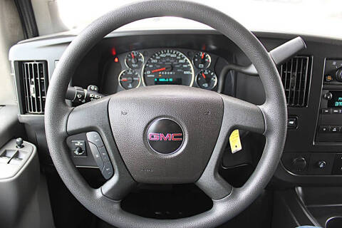 2025 GMC Savana 2500