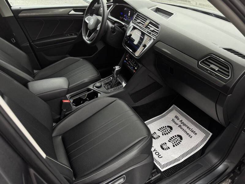 2022 Volkswagen Tiguan SE 4Motion