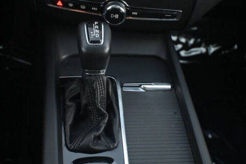 2020 Volvo XC60 T5 Momentum