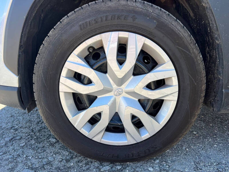 2024 Toyota Corolla Cross L