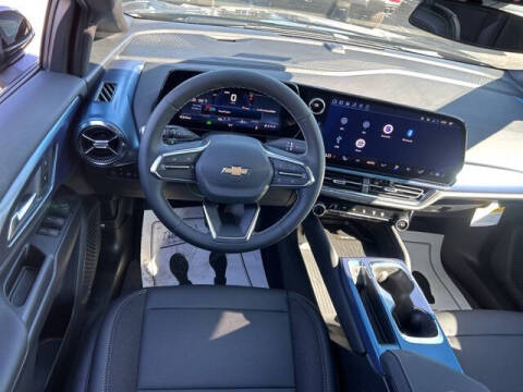 2026 Chevrolet Equinox EV LT 2