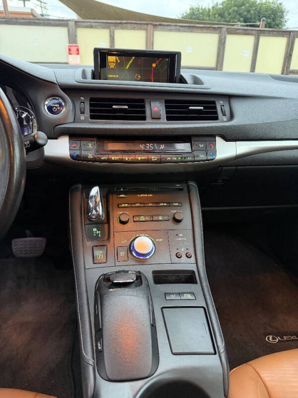 2012 Lexus CT 200h Premium