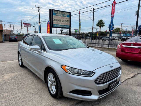 2016 Ford Fusion SE