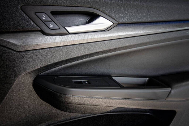 2023 Volkswagen Golf GTI SE