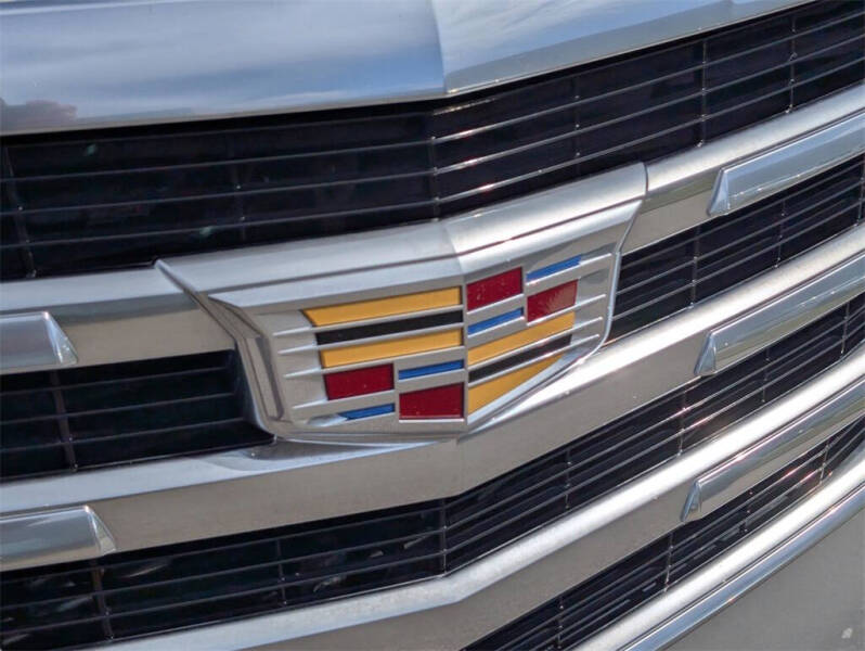 2019 Cadillac Escalade Luxury