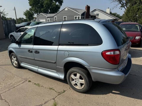 2005 Dodge Grand Caravan SE