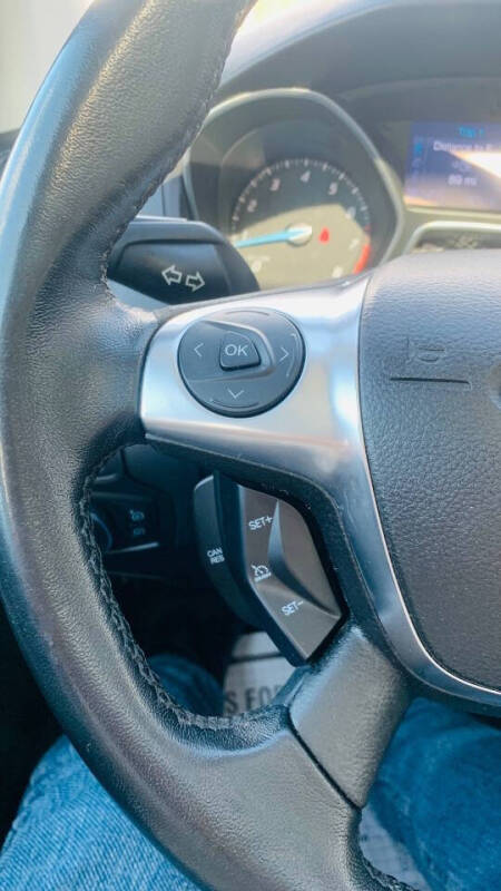 2012 Ford Focus SE