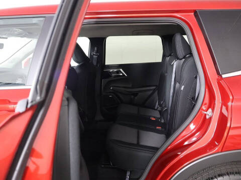 2025 Mitsubishi Outlander ES