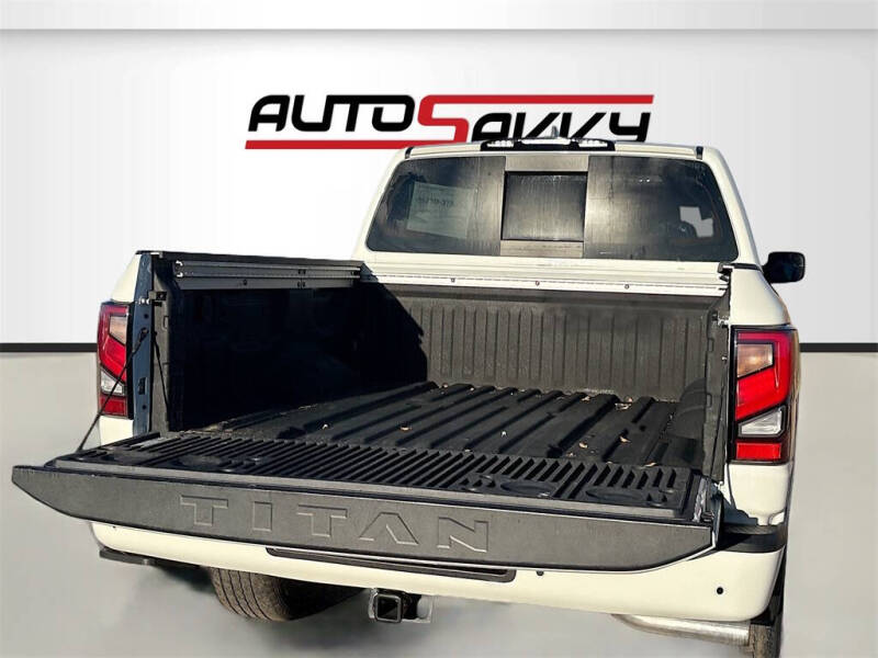 2022 Nissan Titan Platinum Reserve