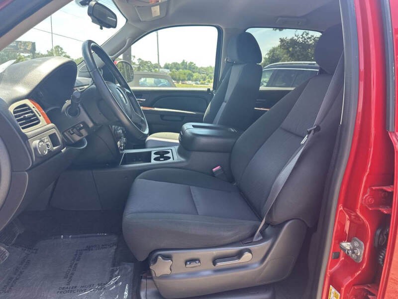 2011 Chevrolet Avalanche LS