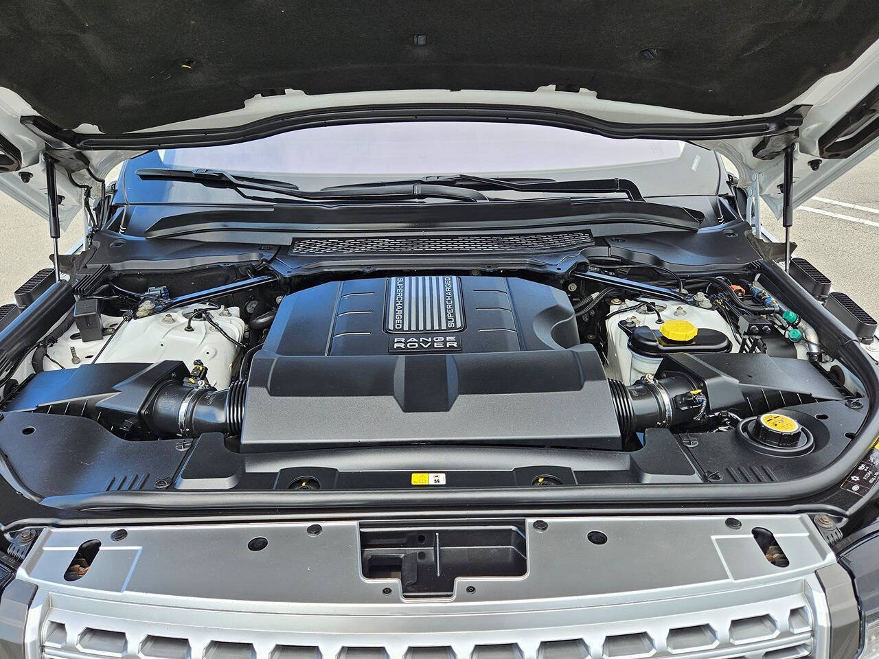 2014 Land Rover Range Rover 21