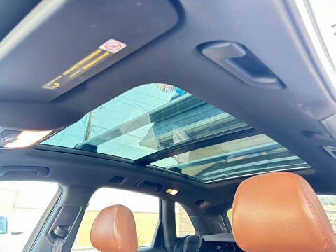 2012 Audi Q5 3.2 quattro Premium Plus