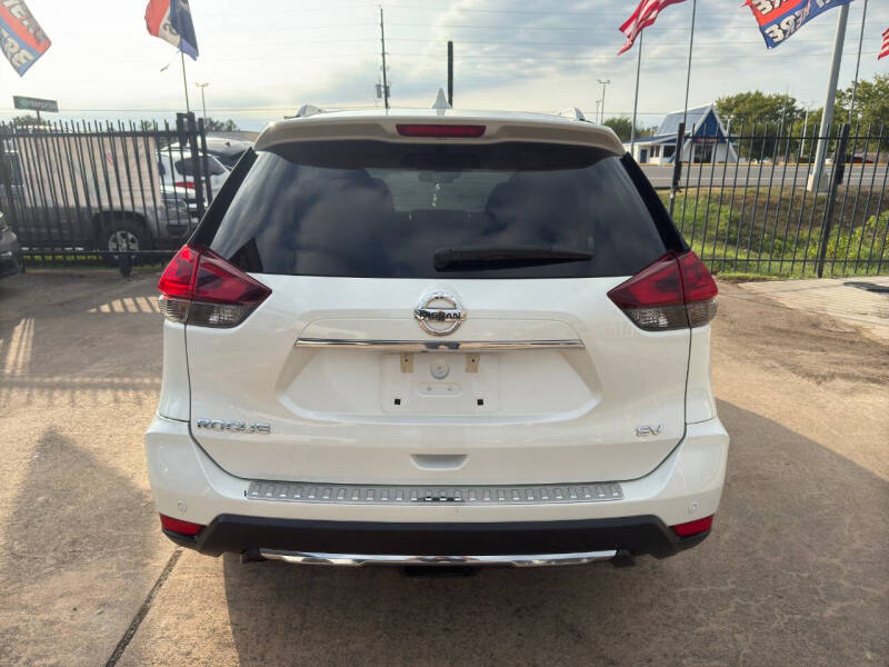 2019 Nissan Rogue SV