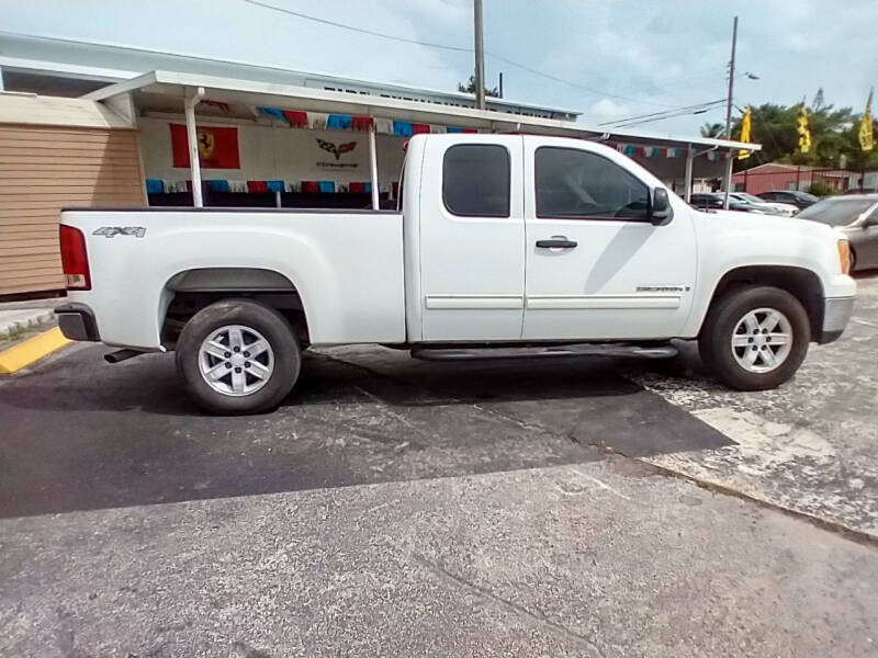 2009 GMC Sierra 1500 SLE photo 9