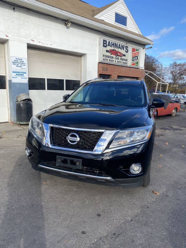 2014 Nissan Pathfinder SL's photo
