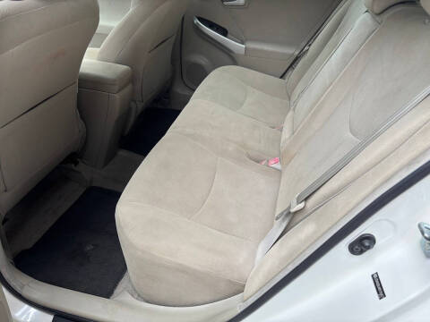 2010 Toyota Prius II