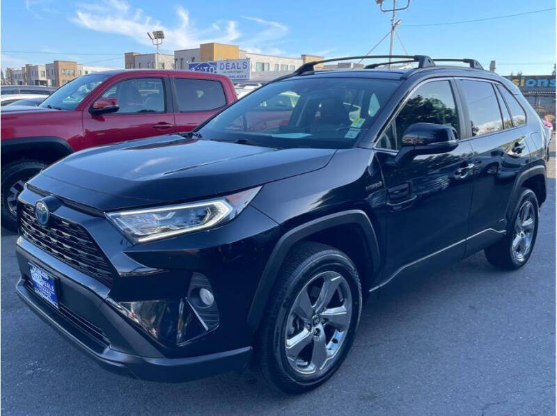 2021 Toyota RAV4 Hybrid XLE Premium