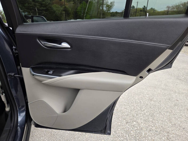 2019 Cadillac XT4 Premium Luxury
