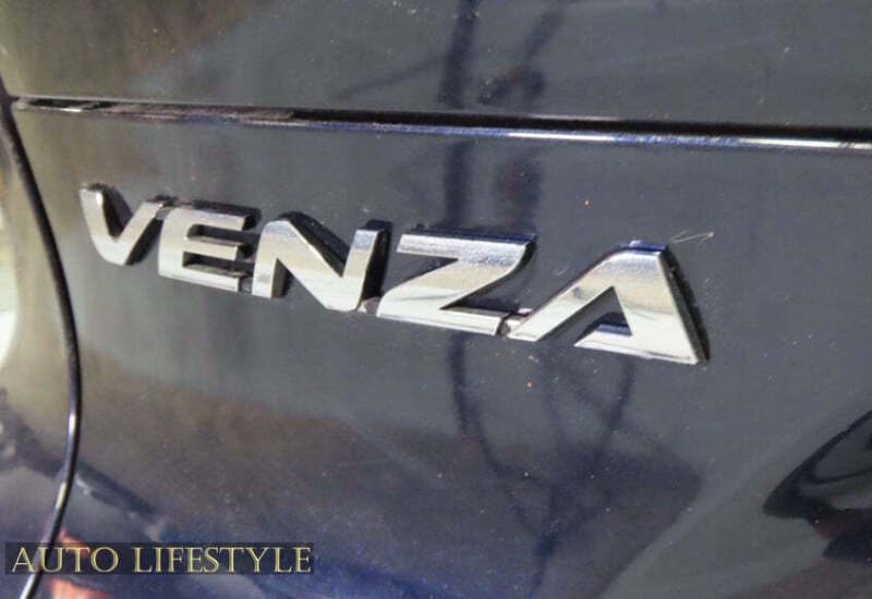 2021 Toyota Venza LE