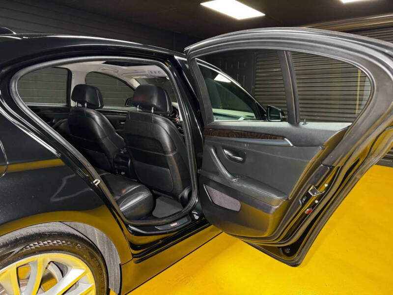 2016 BMW 5 Series 535i