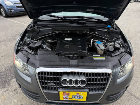 2012 Audi Q5 2.0T quattro Premium Plus