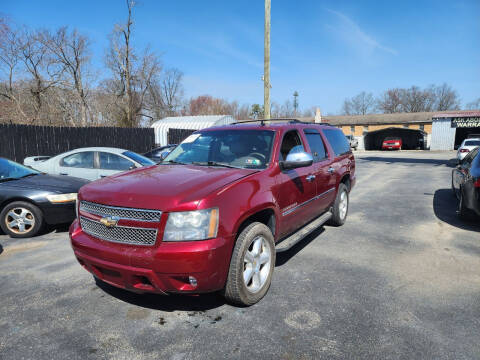 2009 Chevrolet Suburban for sale at CLEAN CUT AUTOS in New Castle DE