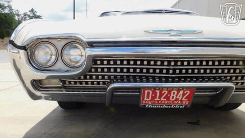 1962 Ford Thunderbird