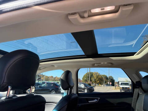 2018 Ford Edge Titanium