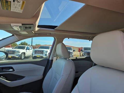 2024 Nissan Rogue SL