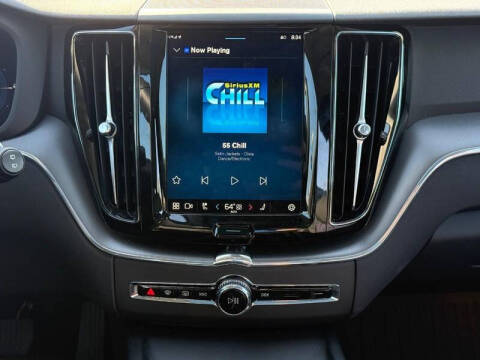 2025 Volvo XC60 T8 Core Dark Theme