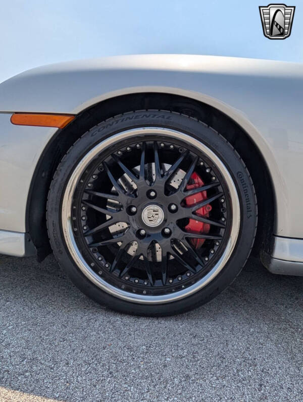 2004 Porsche 911 Carrera 4S