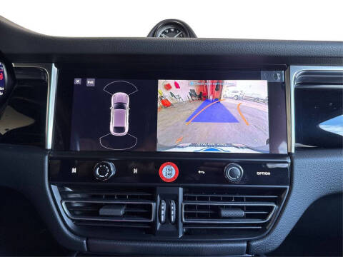 2023 Porsche Macan S