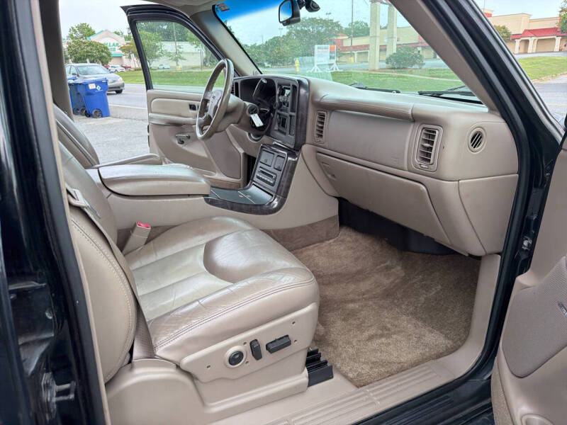 2003 GMC Yukon Denali