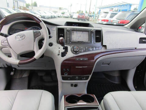 2011 Toyota Sienna Limited 7-Passenger