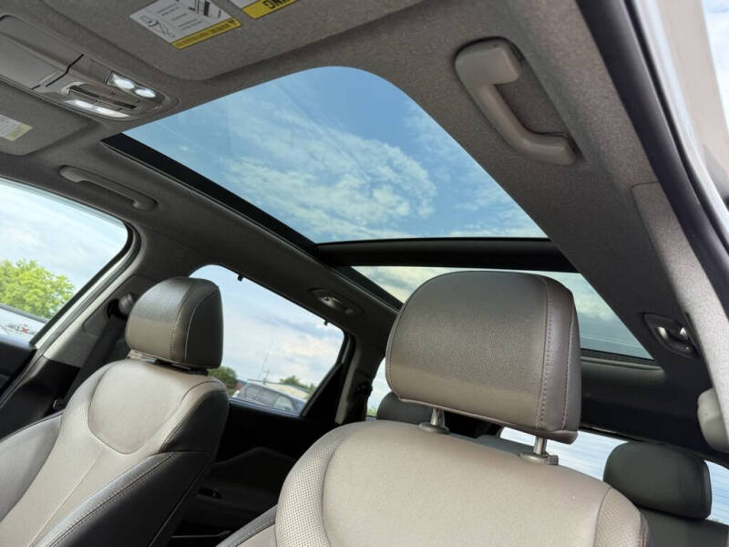 2019 Hyundai Santa Fe Limited 2.4L